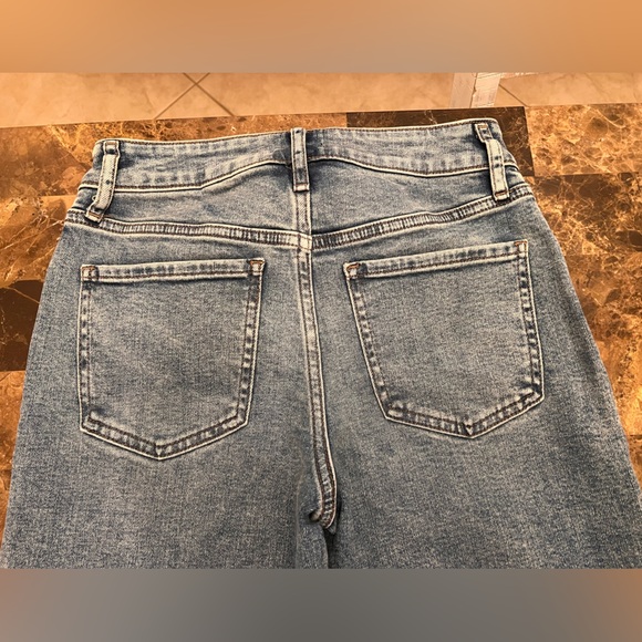 Express “Boyfriend” mid rise jeans 00 Petite - Picture 2 of 16